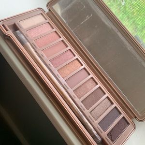 Naked3 Eyeshadow palette! Brand new, never used!